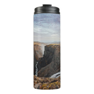 BROWN EN GRAY ROCKY MOUNTAIN ONDER GRAY CLOUDS THERMOSBEKER