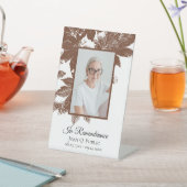 Brown Fall verlaat begrafenisfeest Reclamebord Met Voetstuk (Insitu)