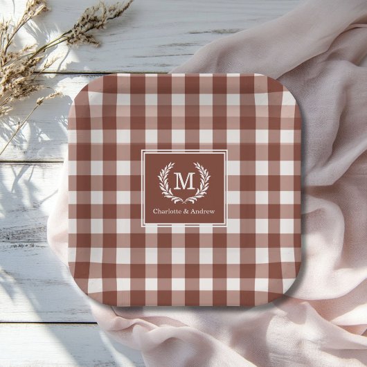 Brown Gingham Monogram Crest Custom Papieren Bordje