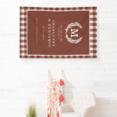 Brown Gingham Monogram Crest Wedding Welkom Spandoek (Insitu)