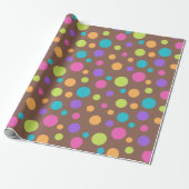 Brown Happy Birthday Polka Dots Cadeaupapier (Uitgerold)