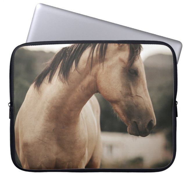BROWN HORSE LAPTOP SLEEVE (Voorkant)