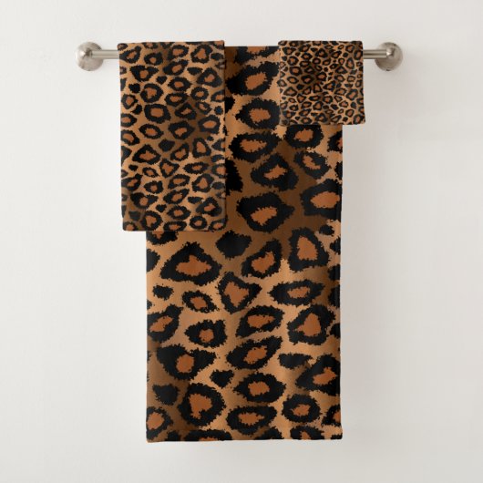 Brown Leopard Pattern Bad Handdoek (Insitu)