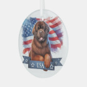 Brown Newfie Patriotic Round Glass Ornament (Voorkant links)