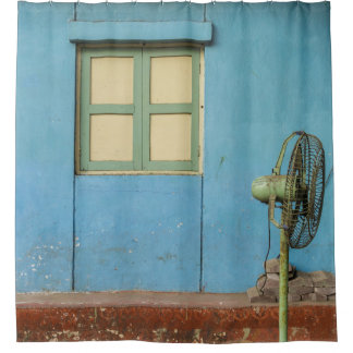 BROWN PEDESTAL FAN DOUCHEGORDIJN