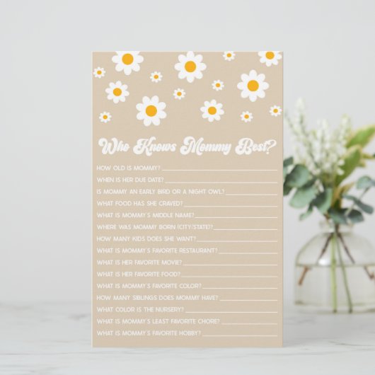 Brown Retro Daisy Wie Weet Mama Baby shower Spel Briefpapier (Staand voorkant)