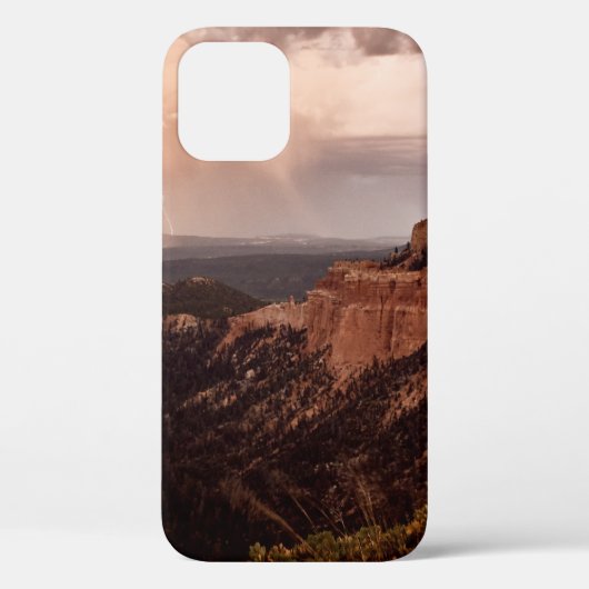 BROWN ROCKY MOUNTAIN ONDER CLOUDY SKY TIJDENS DAYT Case-Mate iPhone CASE (Achterkant)