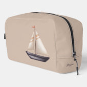 Brown Sailing Boat and Name on Beige Toilettasje (Rechterhoek)