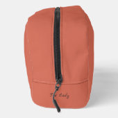 Brown Sailing Boat and Name on Red Toilettasje (Rechts)