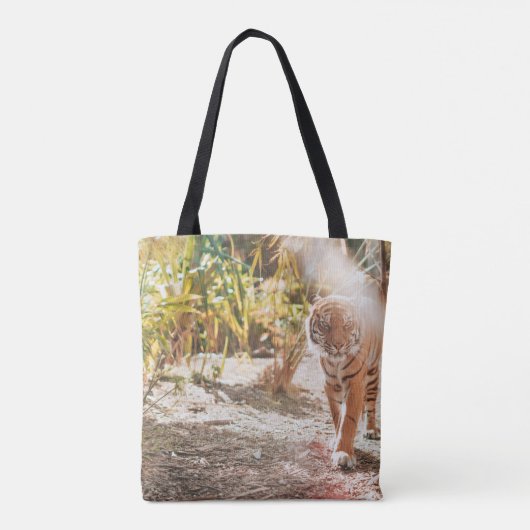 BROWN TIGER IN WALKING GESTAND TOTE BAG (Achterkant)