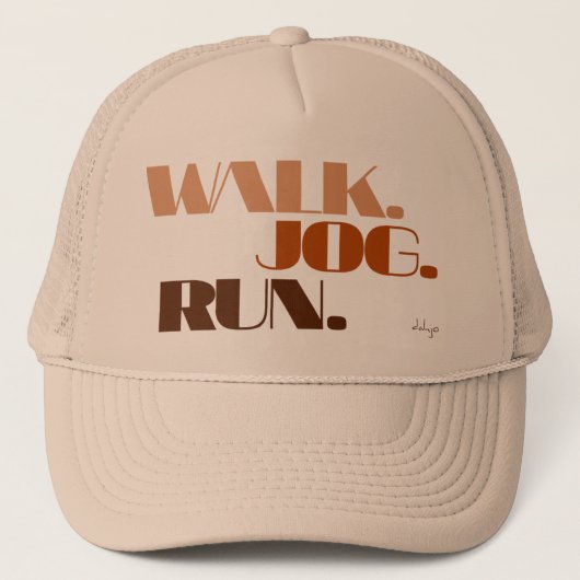 BROWN WALK JOG RUN (font CHUNKY) Trucker Pet (Voorkant)