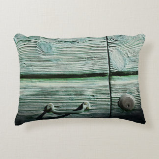 Brown wooden drawer accent kussen