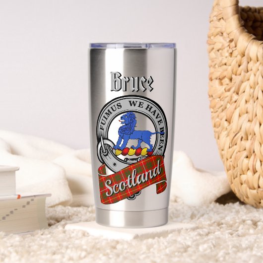 Bruce Clan Badge & Tartan Geïsoleerde Drinkbeker (Woonkamer (Gedraaid)  )