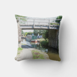 Brug 14 op het Briefkaart van het Macclesfield Can Kussen