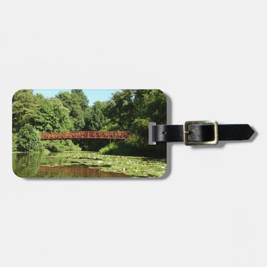 Brug bij het meer van het honderdjarig bestaan in bagagelabel (Voorkant horizontaal)