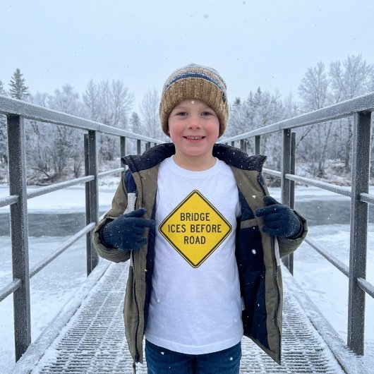 Brug ijs voor verkeersbord winterveiligheid t-shirt