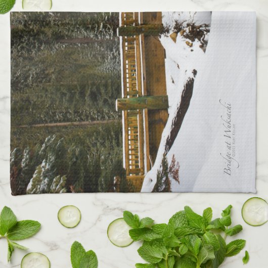 Brug in Wuksachi Theedoek (Gevouwen)