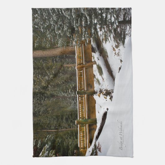 Brug in Wuksachi Theedoek (Verticaal)