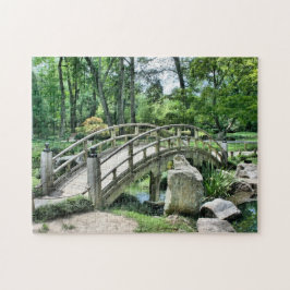 Brug over de groene legpuzzel