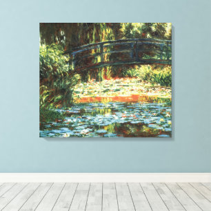 Brug over de vijver met waterlelies door Claude Mo Canvas Afdruk