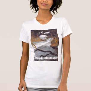 Brug over een bevroren stroom door Alexandra Cook T-shirt