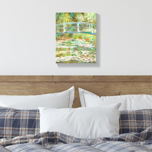 Brug over een waterkant van Claude Monet Canvas Afdruk (Insitu (Slaapkamer))
