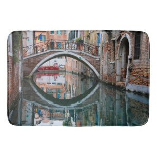 Brug over Venetiaans kanaal Badmat