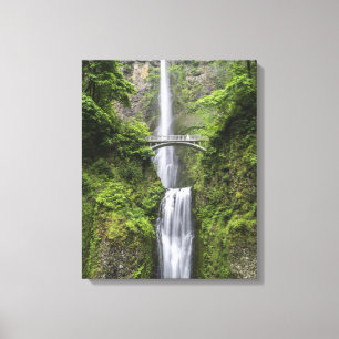 Brug over waterval Stunning Scenic View Foto Canvas Afdruk