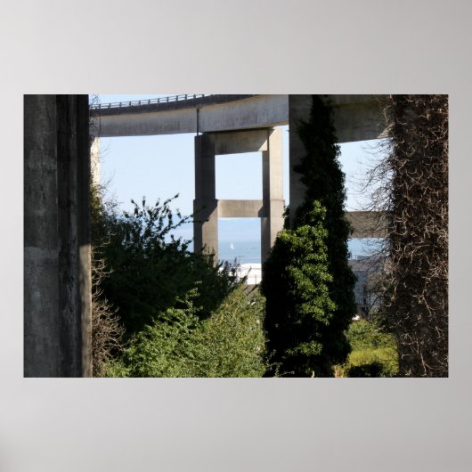 brug van Astoria-Megler met een zeilboot Poster (Voorkant)