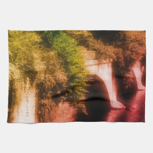 Brug van bloemen  van gedeeltelijke kleur vervormi theedoek (Horizontaal)