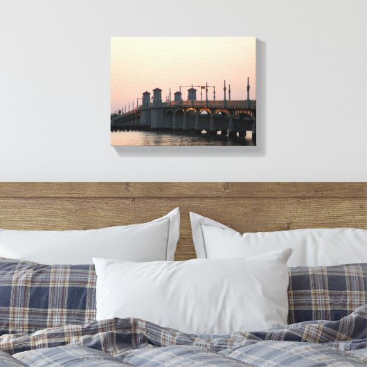 Brug van de Leeuwen in St. Augustine, Florida Canvas Afdruk (Insitu (Slaapkamer))