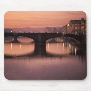 Bruggen over de Arno rivier bij zonsondergang, 2 Muismat