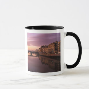 Bruggen over de Arno rivier bij zonsondergang, Mok