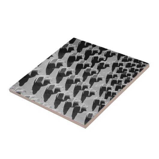 Brugnoten en bouten tegeltje (Zijkant)