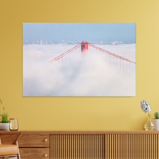 Brugtoren in de mist canvas afdruk (Insitu (Woonkamer))