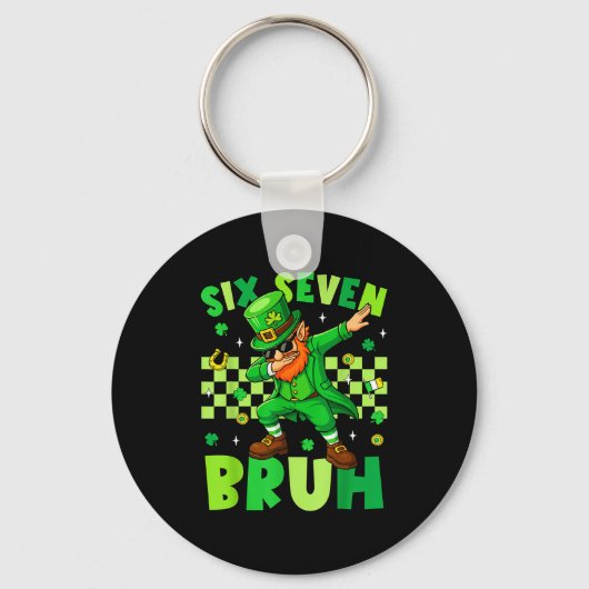 Bruh 67 St. Patricks Day Kabouter Six Seven 6 7  Sleutelhanger (Voorkant)