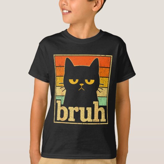Bruh Cat Meme Graphic – Funny Cat Retro Meme For T T-shirt (Voorkant)