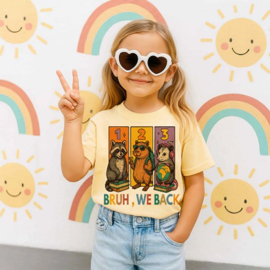 Bruh We Back Wasbeer Capybara Opossum School Terug T-shirt