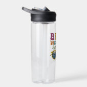 Bruh we uit gelukkige laatste dag van de school le waterfles (Rechts)