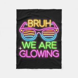 Bruh we zijn gloeiende T-shirt Team Tie Dye voor K Fleece Deken