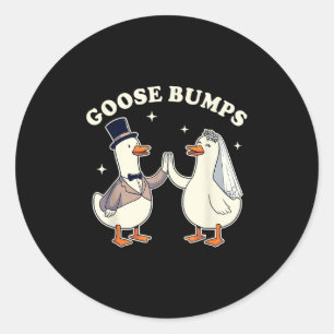 Bruid &amp; bruidegom bruid om Gekke ganzenbruilof Ronde Sticker