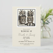 Bruid en bruidegom Aloha Ananas Tiki Hoofd Bruilof Kaart (Staand voorkant)