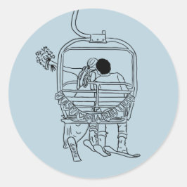 Bruid en bruidegom op skitrek tekening ronde sticker
