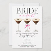 Bruid in een Tini Bit Espresso Martini Bruiloftsfe Kaart (Voorkant)