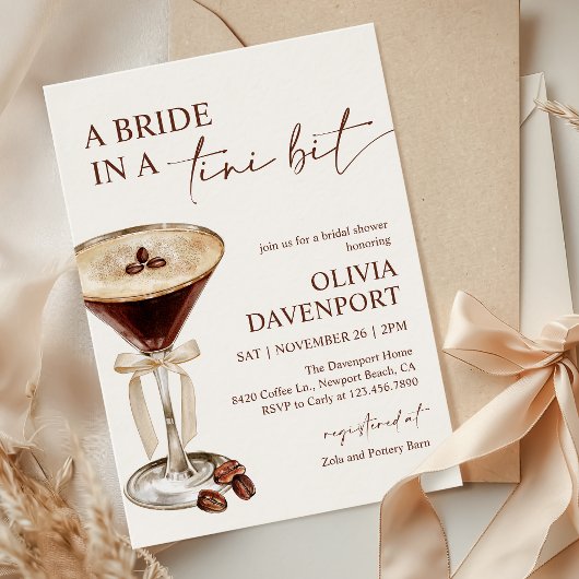 Bruid in een Tini Bit Espresso Martini Vrijgezelle Kaart