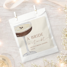 Bruid In Een Tini Bit Expresso Martini Bruidsfeest Bedankzakje