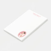 Bruid in een witte trouwjurk met een boeket post-it® notes (Schuin)
