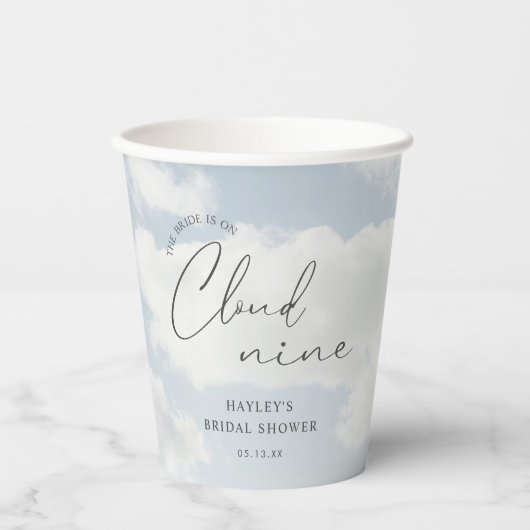 Bruid Is Op Wolk 9 Bruidsfeest  Papieren Bekers (Voorkant)