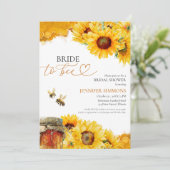 Bruid naar Bee | Zonnebloem Bloemen Vrijgezellenfe Kaart (Staand voorkant)