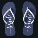 Bruid Navy Blauwe Trouwfeest Slipper Slanke<br><div class="desc">Bruid eenvoudig marineblauwe trouwfeest flip flops met slanke bandjes</div>